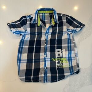 3/24$ Guess Toddler Short Sleeve Button Down Shirt size 3